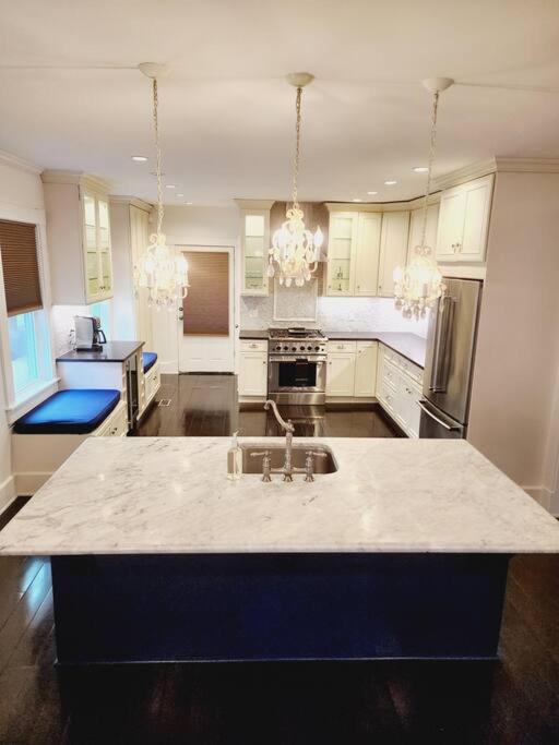 Charming And Comfortable! Medford Exterior foto