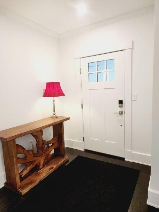 Charming And Comfortable! Medford Exterior foto